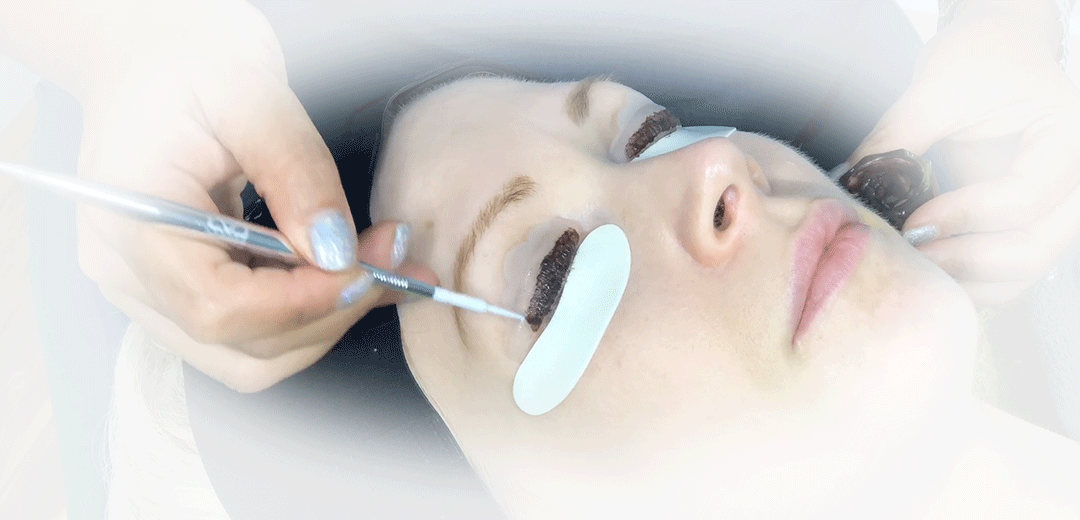 Lash tint – £20